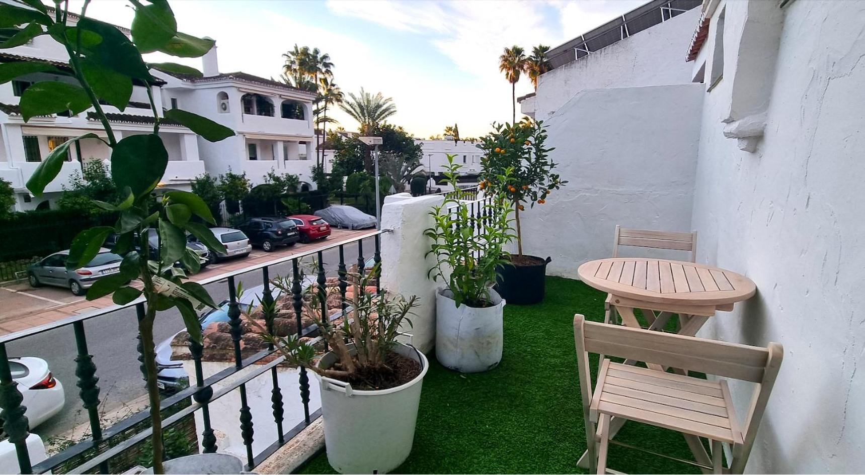 Вілла 4 Bed House With Pool Walk To Puerto Banus Fast Internet Марбелья Екстер'єр фото